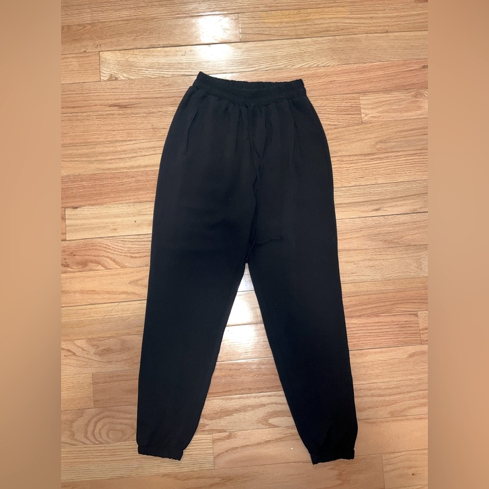 Lush black joggers lightweight fabric size S